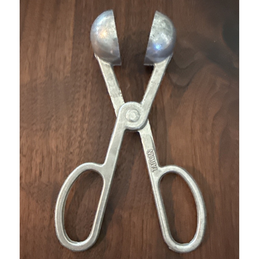 Vintage Aluminum Meatball Maker Tongs Scissor Style Melon Baller Cookie Scoop